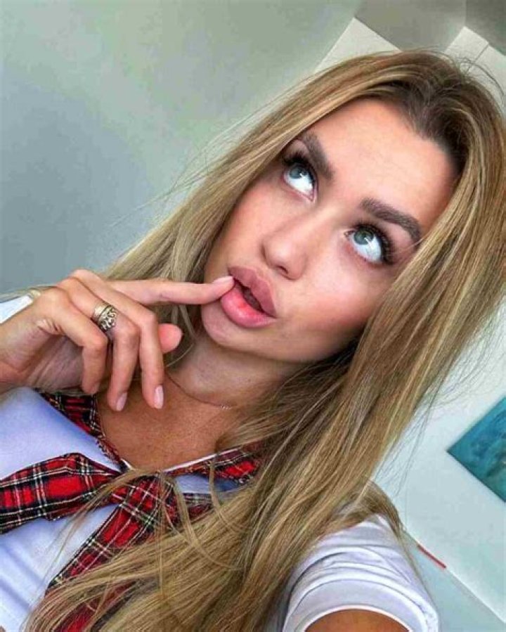
Brittney Saunders Height, Weight, Net Worth, Age, Birthday, Wikipedia, Who, Nationality, Biography 