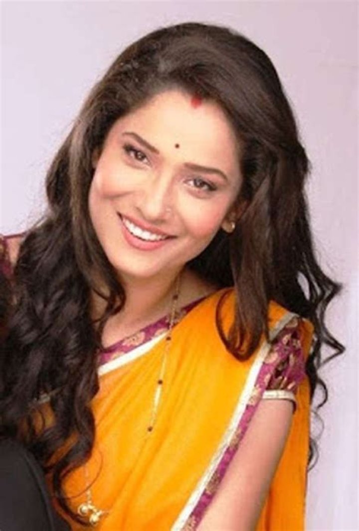 Tanuja Lokhande Height, Weight, Net Worth, Age, Birthday, Wikipedia, Who, Instagram, Biography